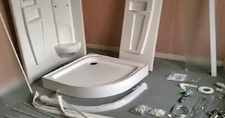 Установка и монтаж душевых кабин от 4222 руб. в Южно-Сахалинске - СантехДомЮжн